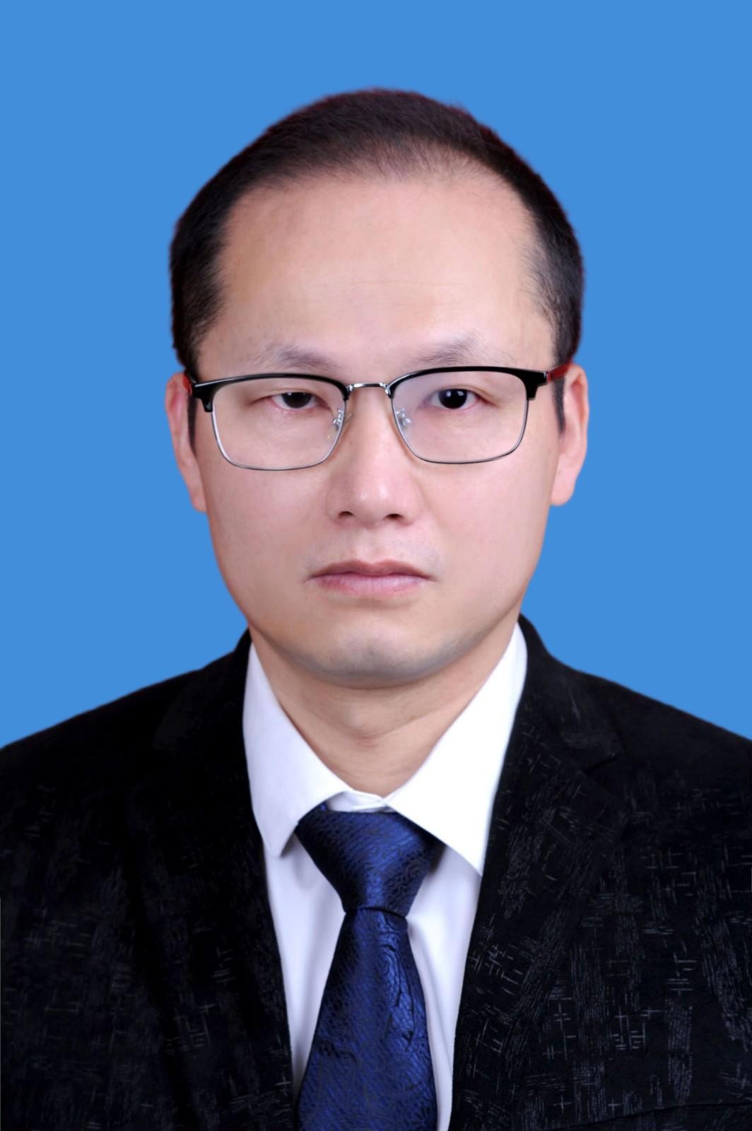 W020231123610946644338_WPS证件照.jpg